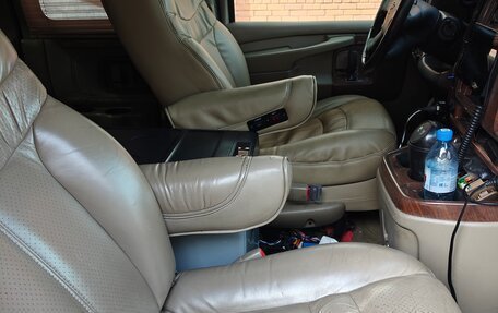 Chevrolet Express II, 2006 год, 1 470 000 рублей, 26 фотография