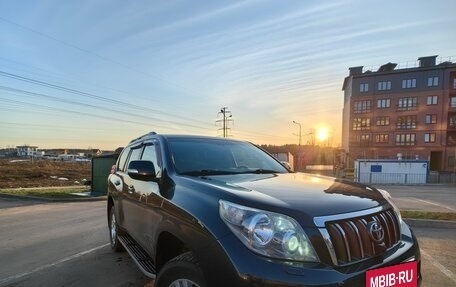 Toyota Land Cruiser Prado 150 рестайлинг 2, 2012 год, 2 970 000 рублей, 2 фотография