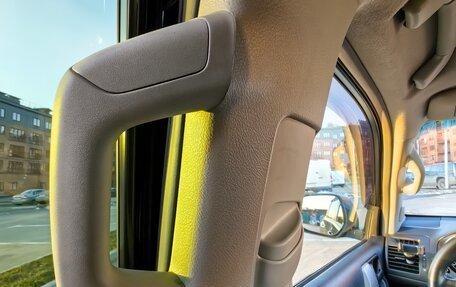 Toyota Land Cruiser Prado 150 рестайлинг 2, 2012 год, 2 970 000 рублей, 14 фотография