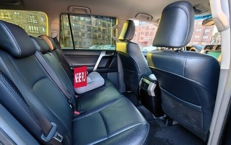 Toyota Land Cruiser Prado 150 рестайлинг 2, 2012 год, 2 970 000 рублей, 11 фотография