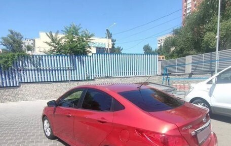 Hyundai Solaris II рестайлинг, 2013 год, 505 000 рублей, 2 фотография