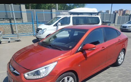 Hyundai Solaris II рестайлинг, 2013 год, 505 000 рублей, 12 фотография