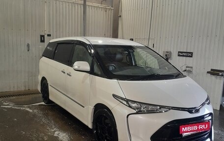 Toyota Estima III рестайлинг -2, 2016 год, 2 400 000 рублей, 2 фотография