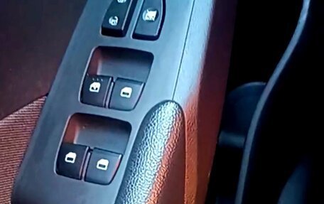 Hyundai Solaris II рестайлинг, 2019 год, 1 650 000 рублей, 6 фотография