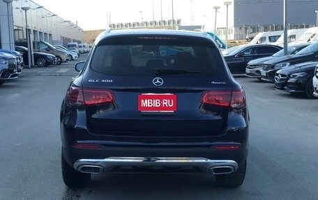 Mercedes-Benz GLC, 2021 год, 4 490 000 рублей, 4 фотография