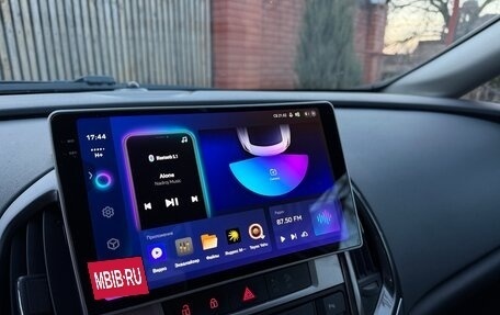 Opel Astra J, 2013 год, 935 000 рублей, 10 фотография