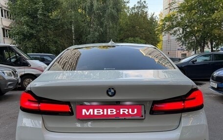 BMW 5 серия, 2021 год, 4 850 000 рублей, 4 фотография