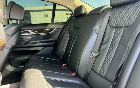 BMW 7 серия, 2016 год, 3 539 000 рублей, 7 фотография