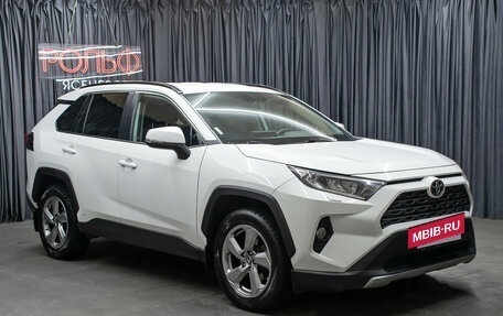 Toyota RAV4, 2019 год, 2 998 000 рублей, 3 фотография