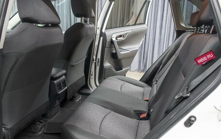 Toyota RAV4, 2019 год, 2 998 000 рублей, 12 фотография