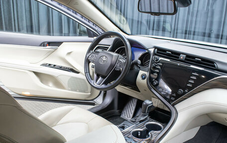 Toyota Camry, 2020 год, 2 949 000 рублей, 11 фотография