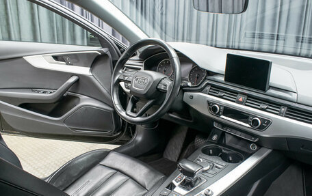 Audi A4, 2018 год, 2 598 000 рублей, 10 фотография