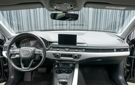 Audi A4, 2018 год, 2 598 000 рублей, 13 фотография