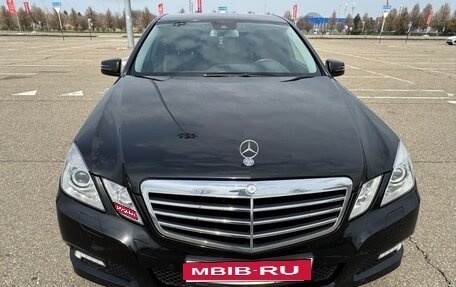 Mercedes-Benz E-Класс, 2009 год, 2 600 000 рублей, 1 фотография