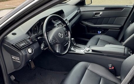 Mercedes-Benz E-Класс, 2009 год, 2 600 000 рублей, 7 фотография