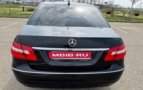 Mercedes-Benz E-Класс, 2009 год, 2 600 000 рублей, 3 фотография