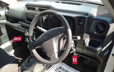 Toyota Probox I, 2018 год, 965 000 рублей, 7 фотография