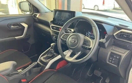 Toyota Raize I, 2022 год, 1 219 027 рублей, 13 фотография