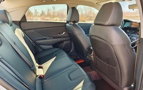 Hyundai Elantra, 2023 год, 1 580 000 рублей, 9 фотография