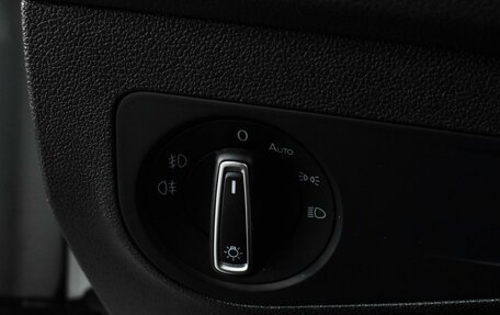 Volkswagen Tiguan II, 2017 год, 2 699 000 рублей, 15 фотография