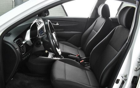 KIA Rio IV, 2021 год, 1 634 000 рублей, 10 фотография