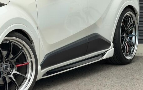 Toyota C-HR I рестайлинг, 2023 год, 1 840 099 рублей, 11 фотография