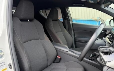 Toyota C-HR I рестайлинг, 2023 год, 1 840 099 рублей, 23 фотография