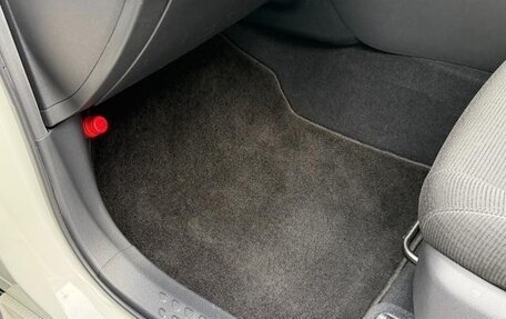 Toyota C-HR I рестайлинг, 2023 год, 1 840 099 рублей, 29 фотография