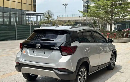 Toyota Yaris XP150 рестайлинг, 2021 год, 1 090 017 рублей, 4 фотография