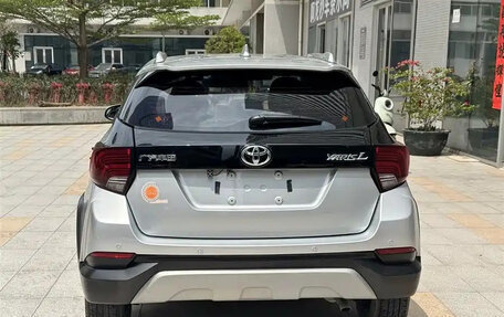 Toyota Yaris XP150 рестайлинг, 2021 год, 1 090 017 рублей, 5 фотография