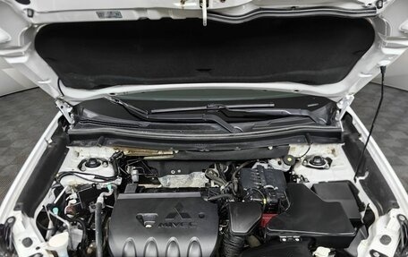 Mitsubishi Outlander III рестайлинг 3, 2022 год, 2 821 000 рублей, 11 фотография