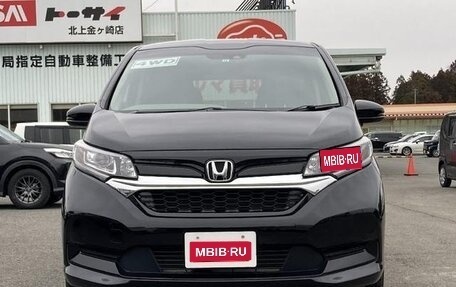 Honda Freed II, 2022 год, 1 300 000 рублей, 1 фотография