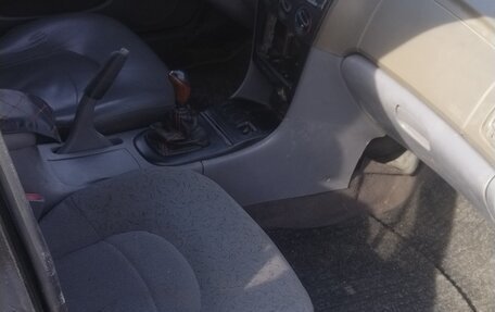 Hyundai Sonata III рестайлинг, 1998 год, 290 000 рублей, 5 фотография