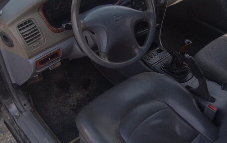 Hyundai Sonata III рестайлинг, 1998 год, 290 000 рублей, 11 фотография