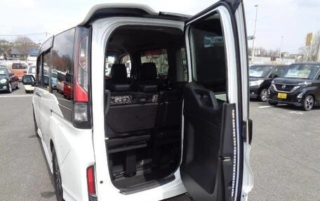 Honda Stepwgn IV, 2016 год, 1 261 027 рублей, 14 фотография