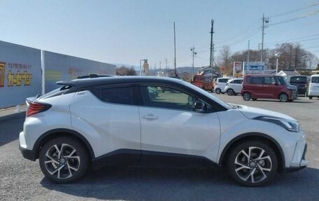 Toyota C-HR I рестайлинг, 2023 год, 1 950 099 рублей, 3 фотография