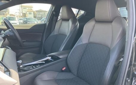 Toyota C-HR I рестайлинг, 2023 год, 1 950 099 рублей, 23 фотография