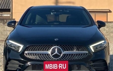 Mercedes-Benz A-Класс, 2022 год, 1 726 000 рублей, 2 фотография