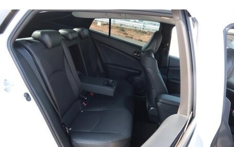 Toyota Prius IV XW50, 2021 год, 1 760 007 рублей, 12 фотография