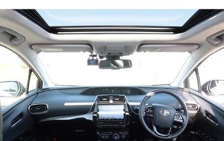 Toyota Prius IV XW50, 2021 год, 1 760 007 рублей, 8 фотография