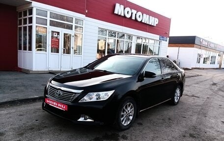 Toyota Camry, 2013 год, 1 600 000 рублей, 6 фотография