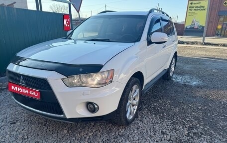 Mitsubishi Outlander III рестайлинг 3, 2011 год, 1 200 000 рублей, 1 фотография