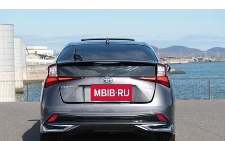 Toyota Prius IV XW50, 2020 год, 1 803 007 рублей, 5 фотография