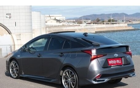 Toyota Prius IV XW50, 2020 год, 1 803 007 рублей, 4 фотография