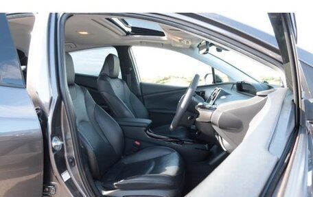 Toyota Prius IV XW50, 2020 год, 1 803 007 рублей, 13 фотография