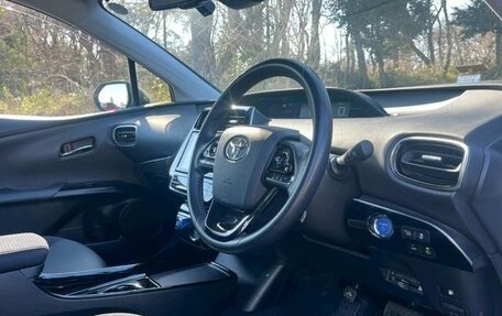 Toyota Prius IV XW50, 2021 год, 1 938 007 рублей, 7 фотография
