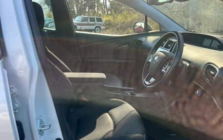 Toyota Prius IV XW50, 2021 год, 1 938 007 рублей, 14 фотография