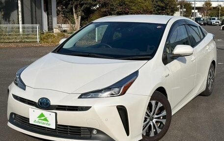 Toyota Prius IV XW50, 2021 год, 1 938 007 рублей, 22 фотография