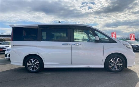 Honda Stepwgn IV, 2015 год, 1 550 035 рублей, 5 фотография