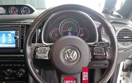 Volkswagen Beetle, 2017 год, 1 199 027 рублей, 11 фотография